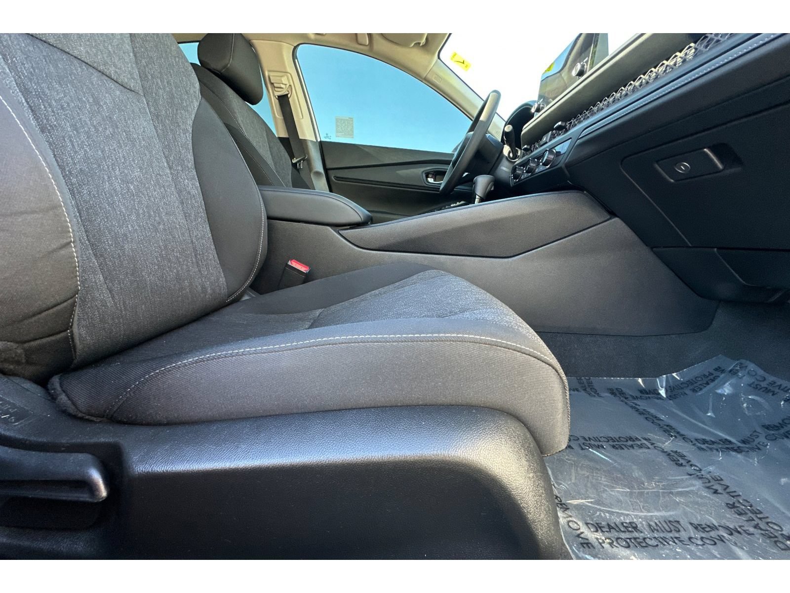 Used 2025 Honda Accord SE image 17