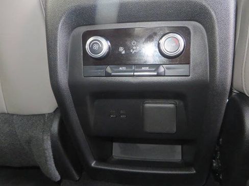 Used 2024 GMC Acadia Elevation image 42