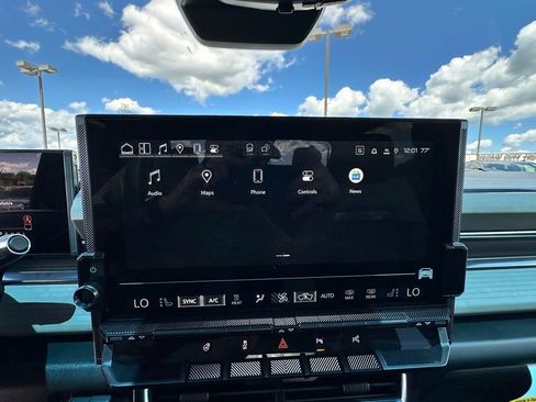 New 2026 GMC Hummer EV 4x4 Crew Cab w/ LPO, Sport Package image 24