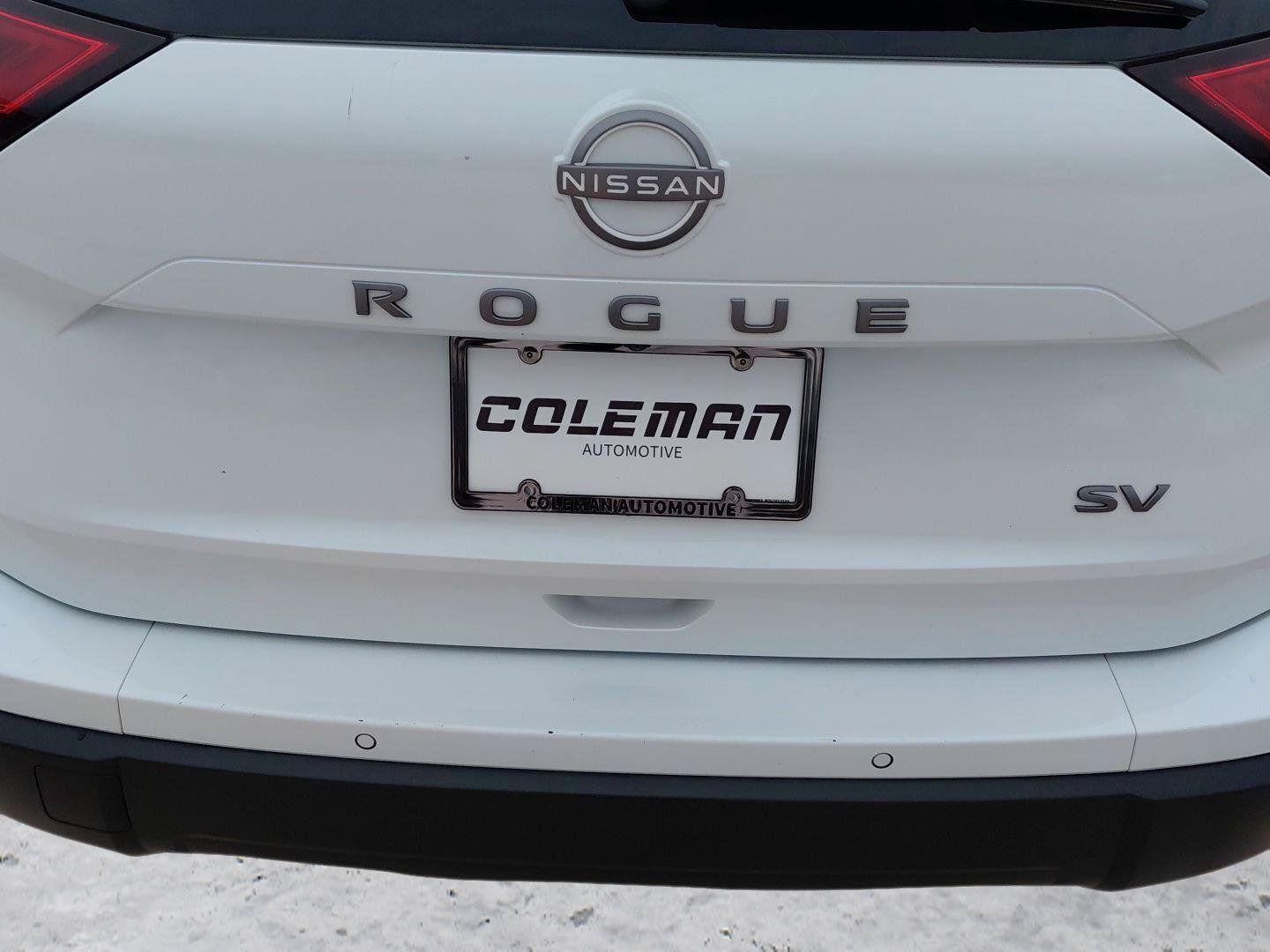 Used 2024 Nissan Rogue SV FWD image 23