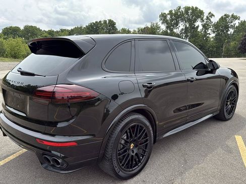 Used 2017 Porsche Cayenne GTS AWD/4WD image 5