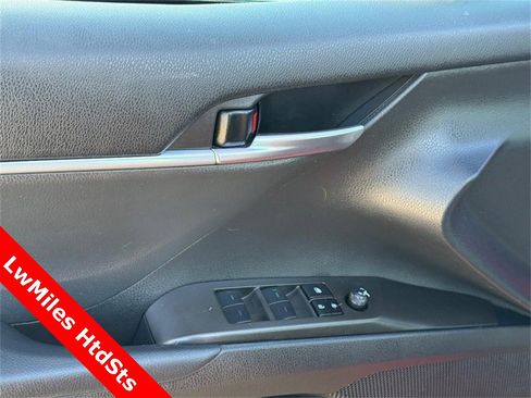 Used 2023 Toyota Camry LE image 18