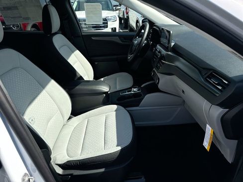 New 2026 Ford Escape Active w/ Cold Weather Package image 21