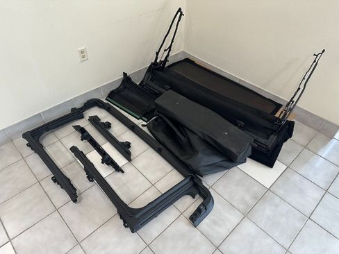 Certified 2020 Jeep Gladiator Mojave w/ Dual Top Group image 39