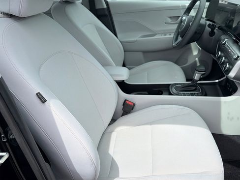 Certified 2024 Hyundai Kona SE AWD/4WD image 24