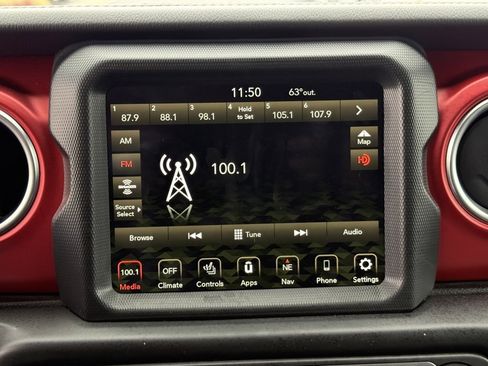 Used 2022 Jeep Gladiator Rubicon w/ LED Lighting Group image 28