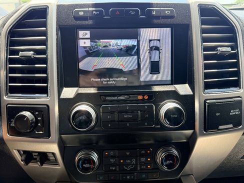 Used 2019 Ford F350 Platinum w/ Platinum Ultimate Package AWD/4WD image 28