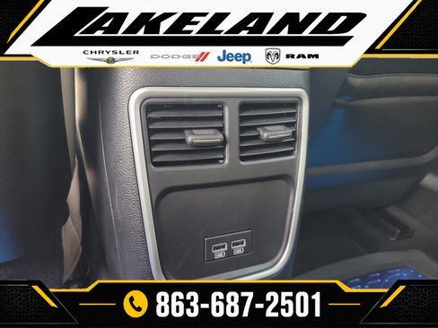 Used 2022 Chrysler 300 Touring L RWD image 13