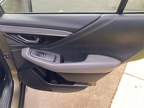 Used 2025 Subaru Outback Onyx Edition XT image 33