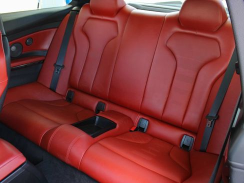 Used 2015 BMW M4 Coupe RWD image 21