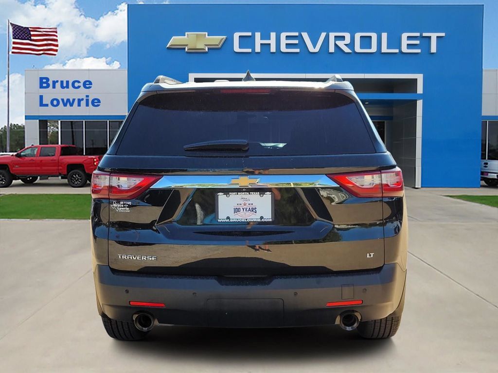 Used 2021 Chevrolet Traverse LT FWD image 6