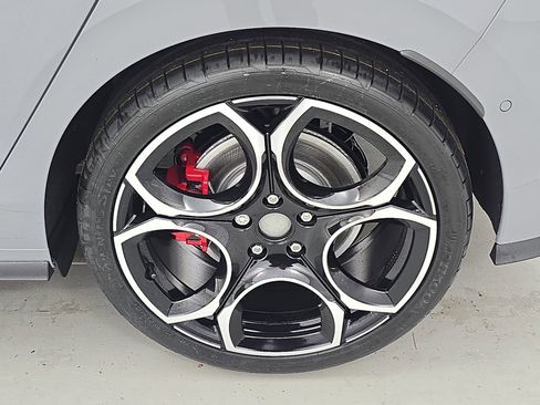 New 2026 Volkswagen GTI Autobahn image 33