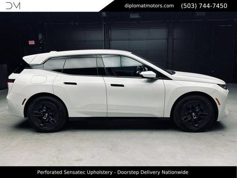 Used 2026 BMW iX xDrive45 AWD/4WD image 8