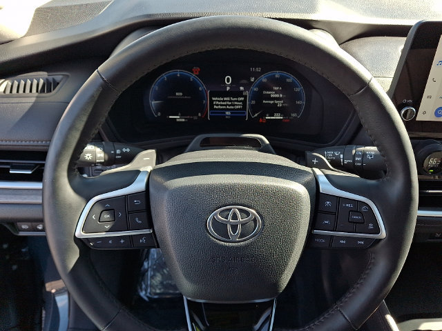 Used 2024 Toyota Grand Highlander AWD image 16