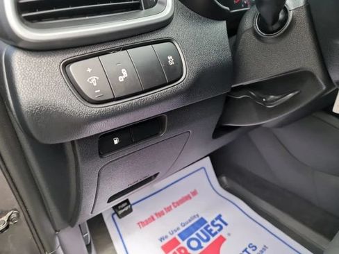 Used 2019 Kia Sorento AWD V6 image 15