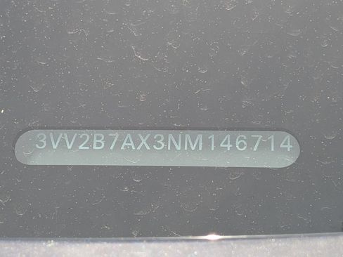 Used 2022 Volkswagen Tiguan SE AWD/4WD image 39