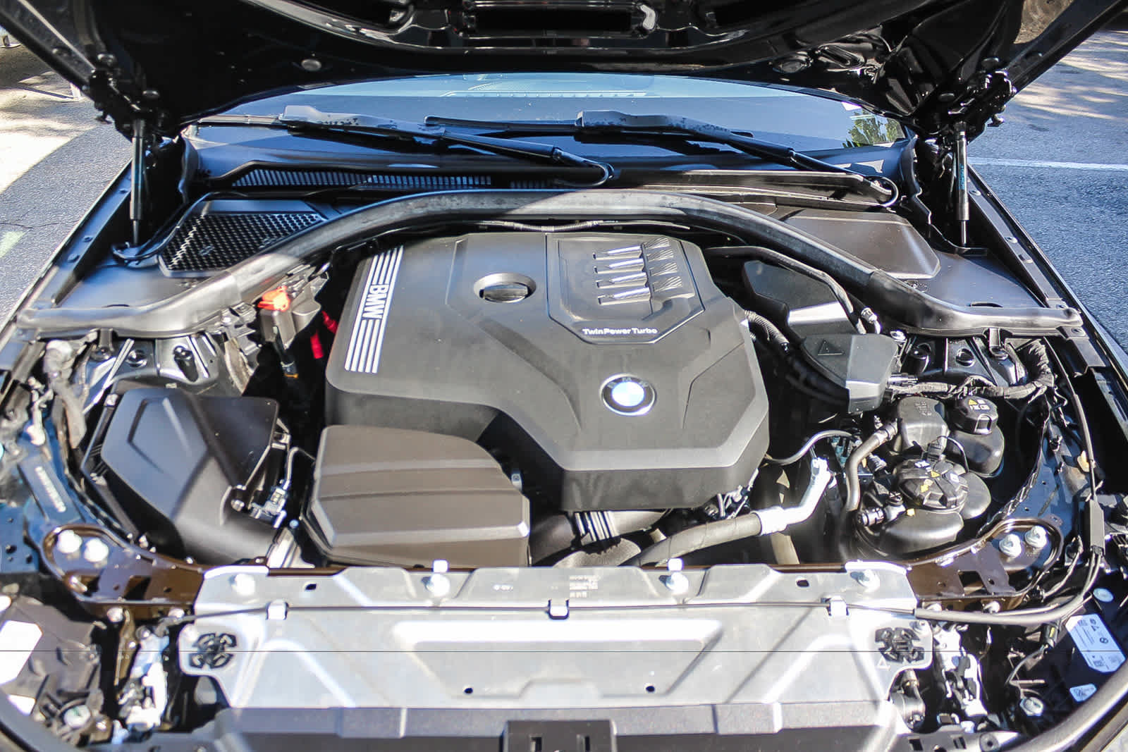 Used 2023 BMW 330i Sedan w/ M Sport Package RWD image 27