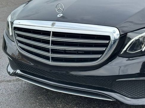 Used 2020 Mercedes-Benz E 350 4MATIC Sedan image 6