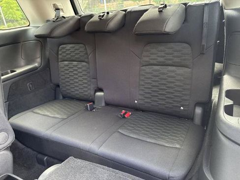 Certified 2025 Nissan Pathfinder SV w/ SV Premium Package FWD image 20
