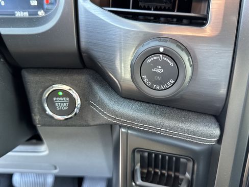 New 2025 Ford F150 Lightning Flash image 33