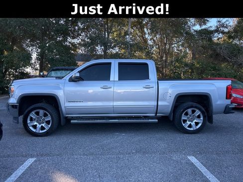 Used 2014 GMC Sierra 1500 SLE w/ SLE Value Package image 3