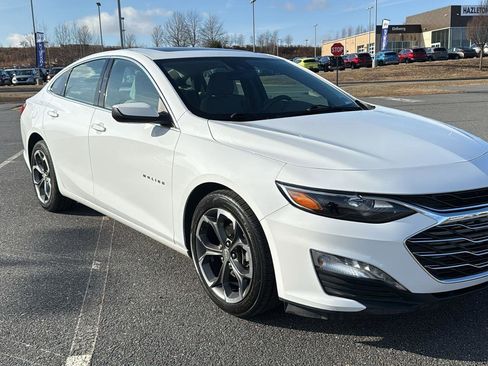 Used 2024 Chevrolet Malibu LT image 1