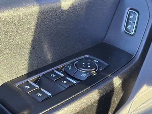 Used 2024 Ford F250 XL w/ XL Chrome Package image 22