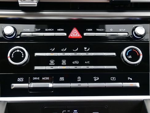 Certified 2026 Hyundai Santa Fe SE image 22