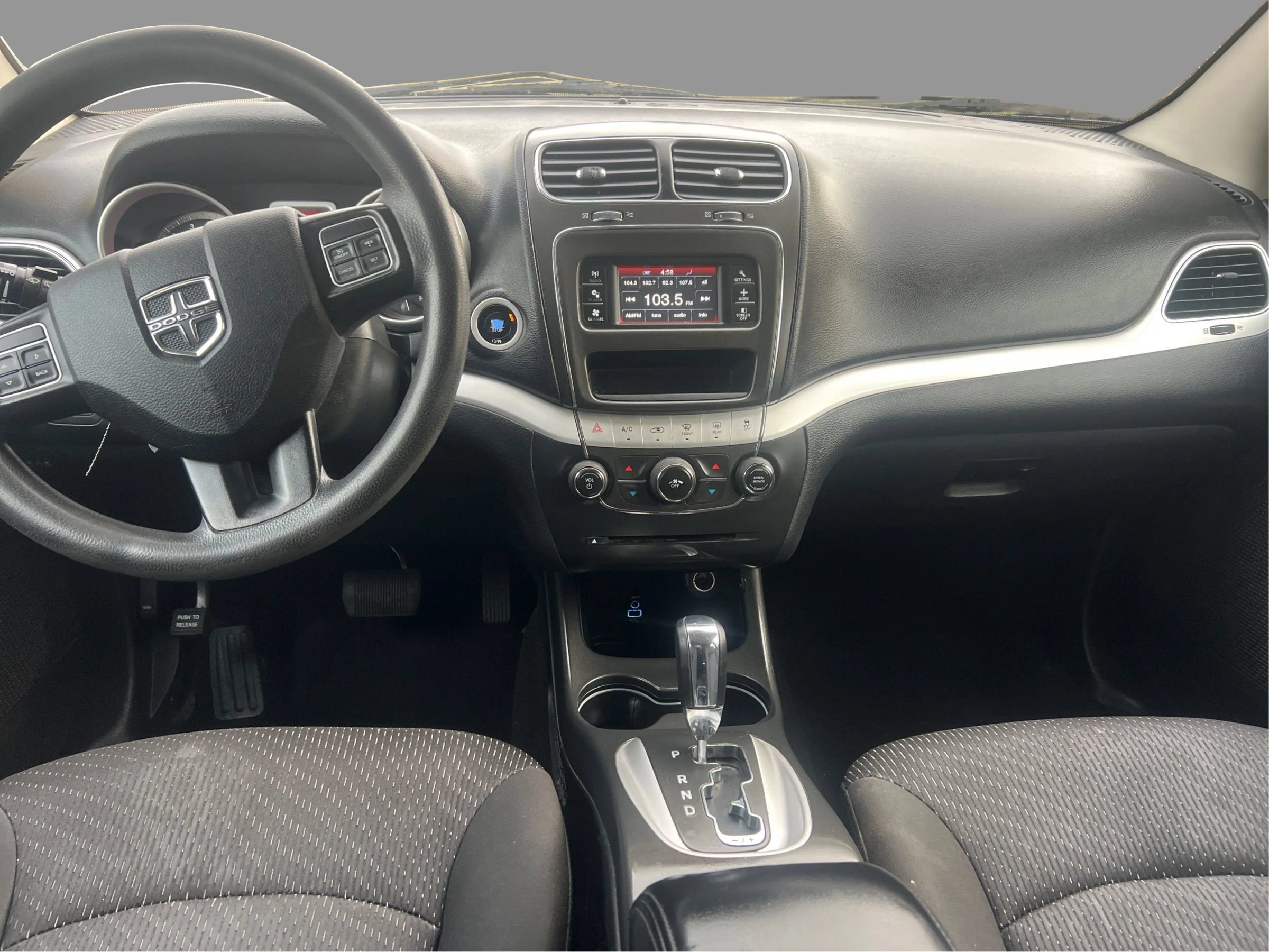 Used 2017 Dodge Journey SE w/ Flexible Seating Group FWD image 16