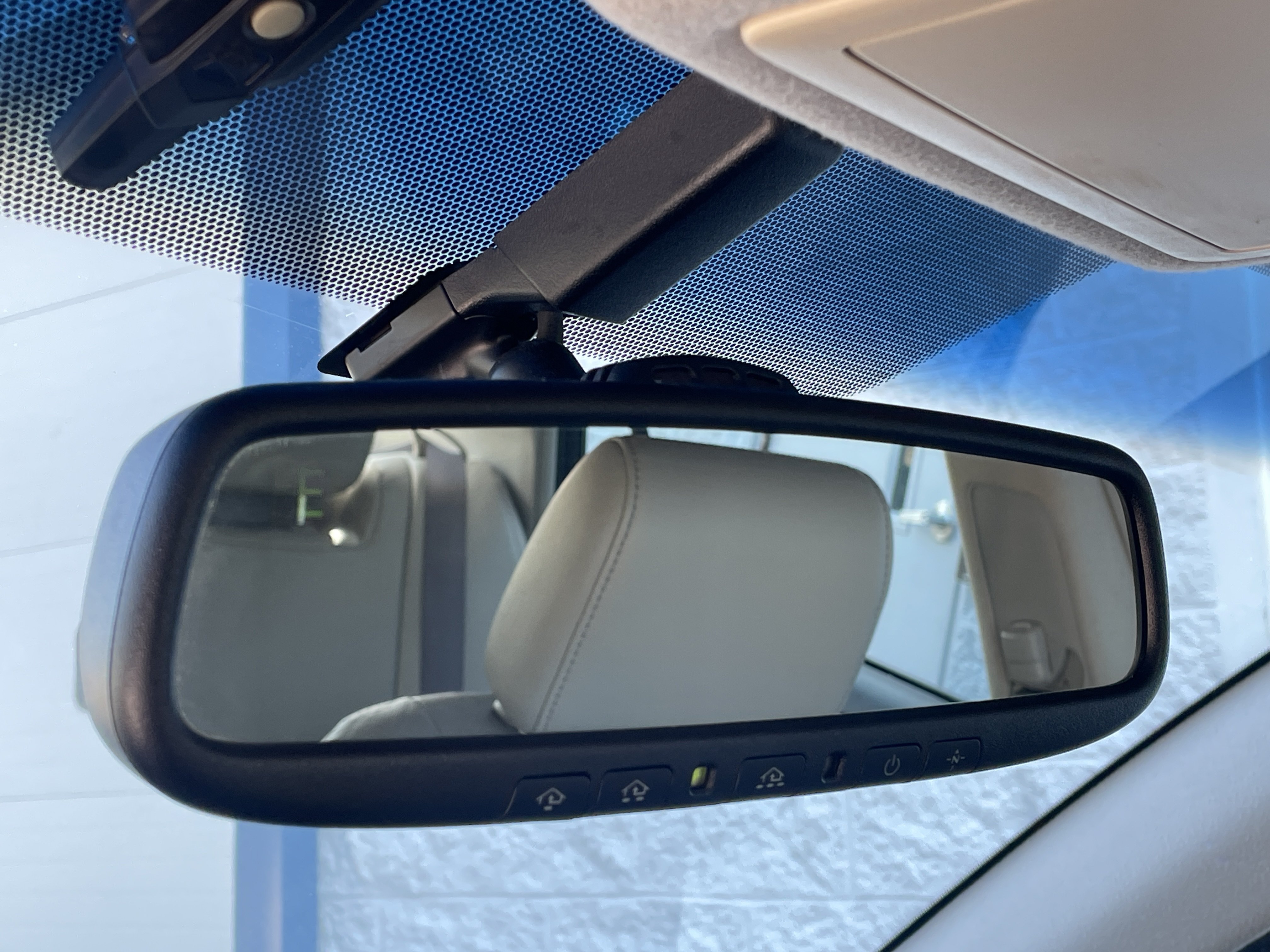 Used 2011 Toyota Avalon FWD image 25