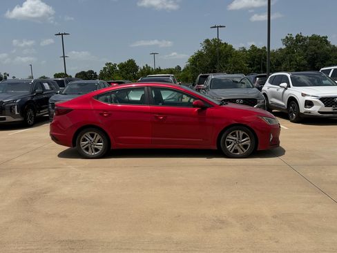 Used 2020 Hyundai Elantra SEL FWD image 4