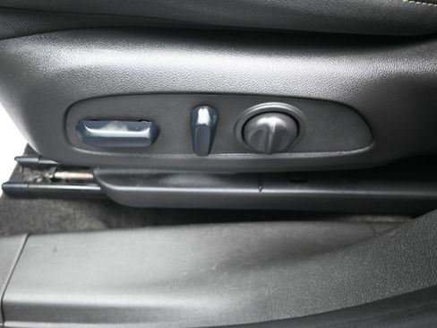 Certified 2023 Chevrolet TrailBlazer ACTIV w/ Sun and Liftgate Package FWD image 10