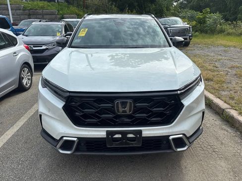 Used 2024 Honda CR-V Sport Touring image 3