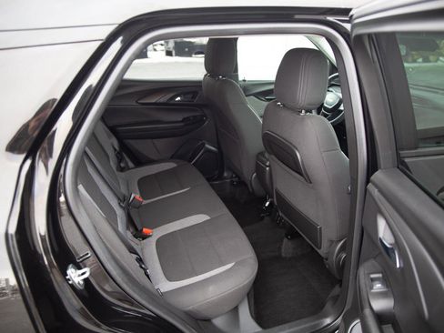 Used 2023 Chevrolet TrailBlazer LT w/ Convenience Package image 22