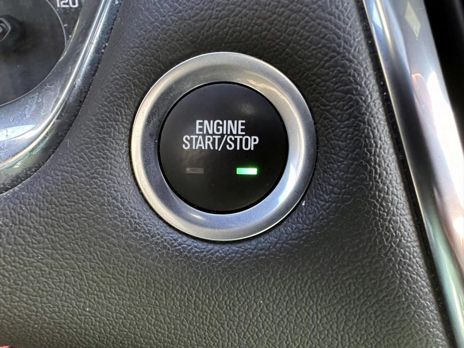 Used 2023 Chevrolet Traverse RS AWD/4WD image 20