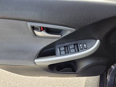 Used 2015 Toyota Prius Four image 17