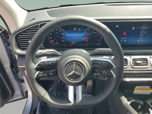 New 2026 Mercedes-Benz GLS 450 4MATIC image 28