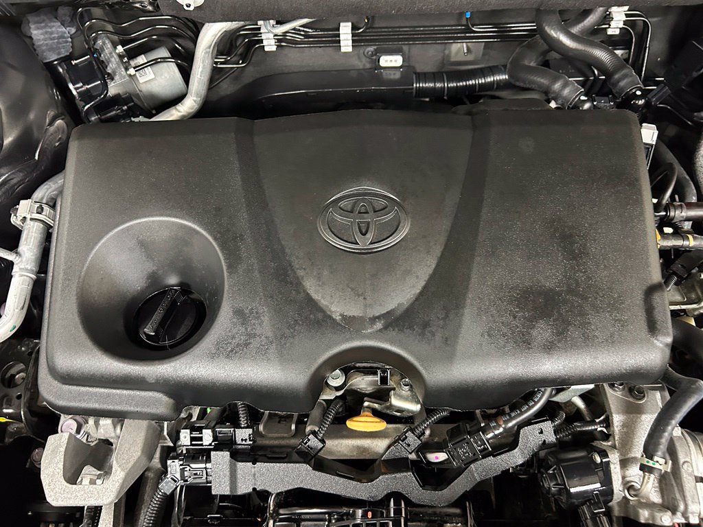 Certified 2023 Toyota RAV4 XLE Premium AWD/4WD image 10