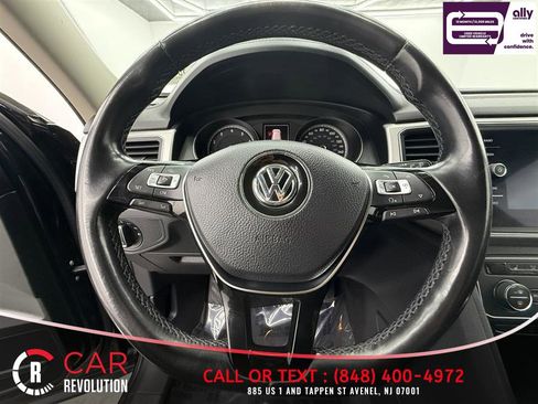 Used 2018 Volkswagen Atlas SE image 15