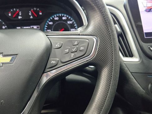 Used 2024 Chevrolet Malibu LT image 28