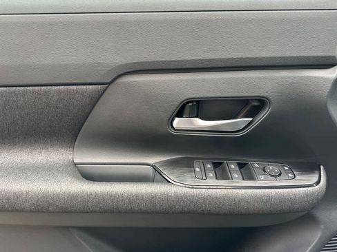 New 2026 Nissan Kicks SV w/ SV Premium Package image 12