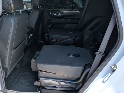 Used 2023 GMC Yukon AT4 w/ Technology Package AWD/4WD image 41