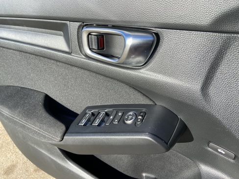 Used 2025 Honda Civic Sport image 46