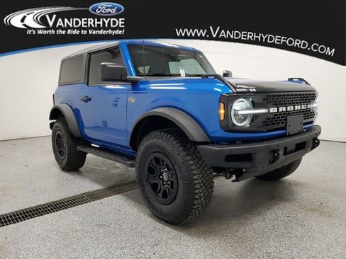 Used 2024 Ford Bronco Wildtrak image 2