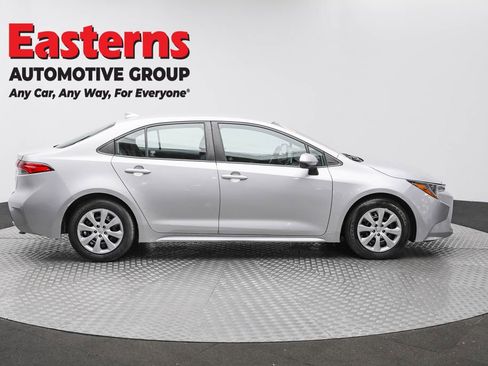 Used 2021 Toyota Corolla LE w/ Protection Package (TMS) FWD image 4