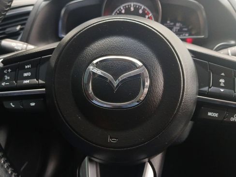 Used 2018 MAZDA MAZDA3 Grand Touring w/ Premium Equipment Package FWD image 5