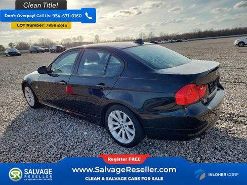 Used 2011 BMW 328i Sedan image 3