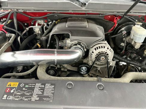 Used 2013 Chevrolet Tahoe LTZ RWD image 32