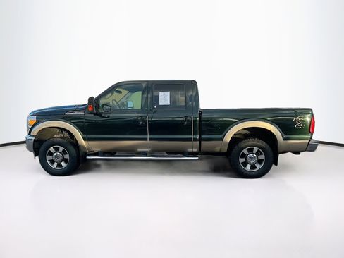 Used 2012 Ford F250 Lariat w/ Lariat Interior Pkg image 4