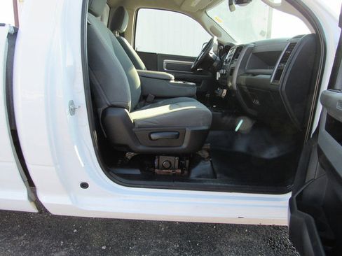 Used 2018 RAM 2500 Tradesman w/ Chrome Appearance Group AWD/4WD image 13